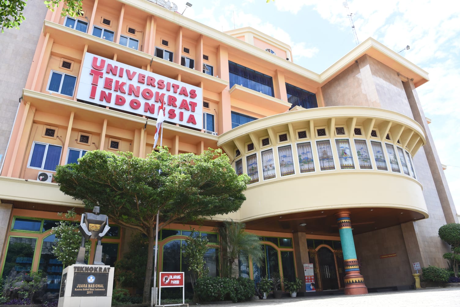 How to Establish Smart Campus