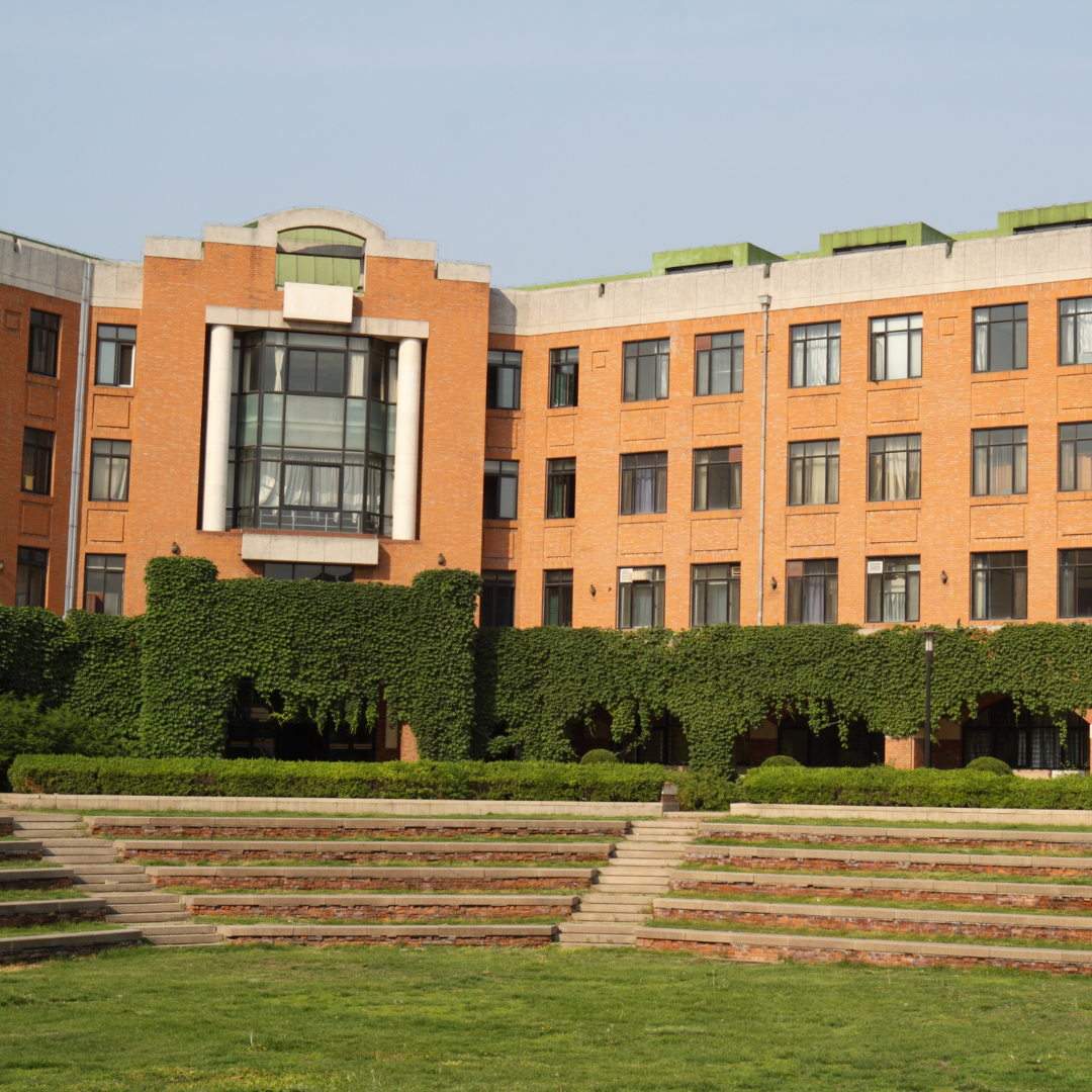 The Role of Universities in Renewable Energy Research and Development
